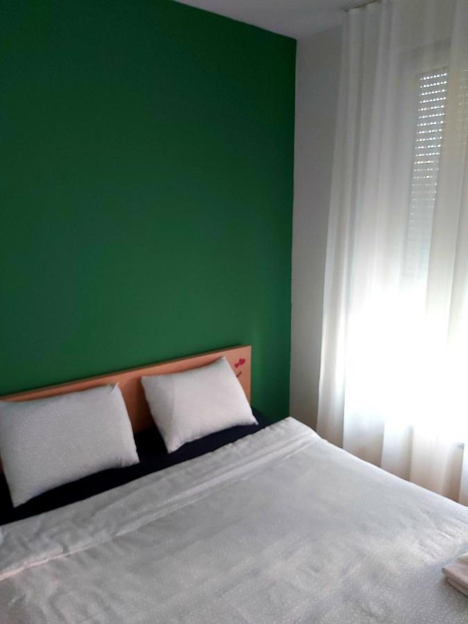 Apartman Green Relax Belville เบลเกรด ภายนอก รูปภาพ